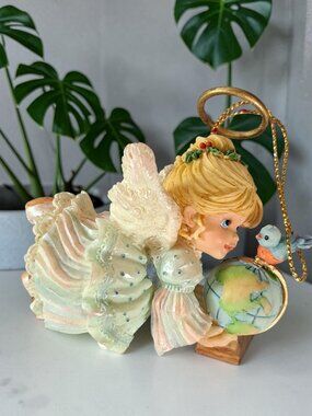 Wishing You A World Of Peace Ornament By Ashton-Drake 1996 W Certificate